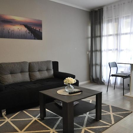 Deluxe Apartment 2 - Ruhe Oase - 1Zkb Balkon - Parkplatz Бад-Наухайм Экстерьер фото
